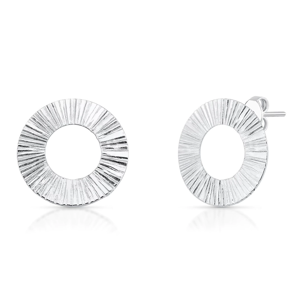 Brinco de Prata Círculo Vazado Martelado 16mm Liso